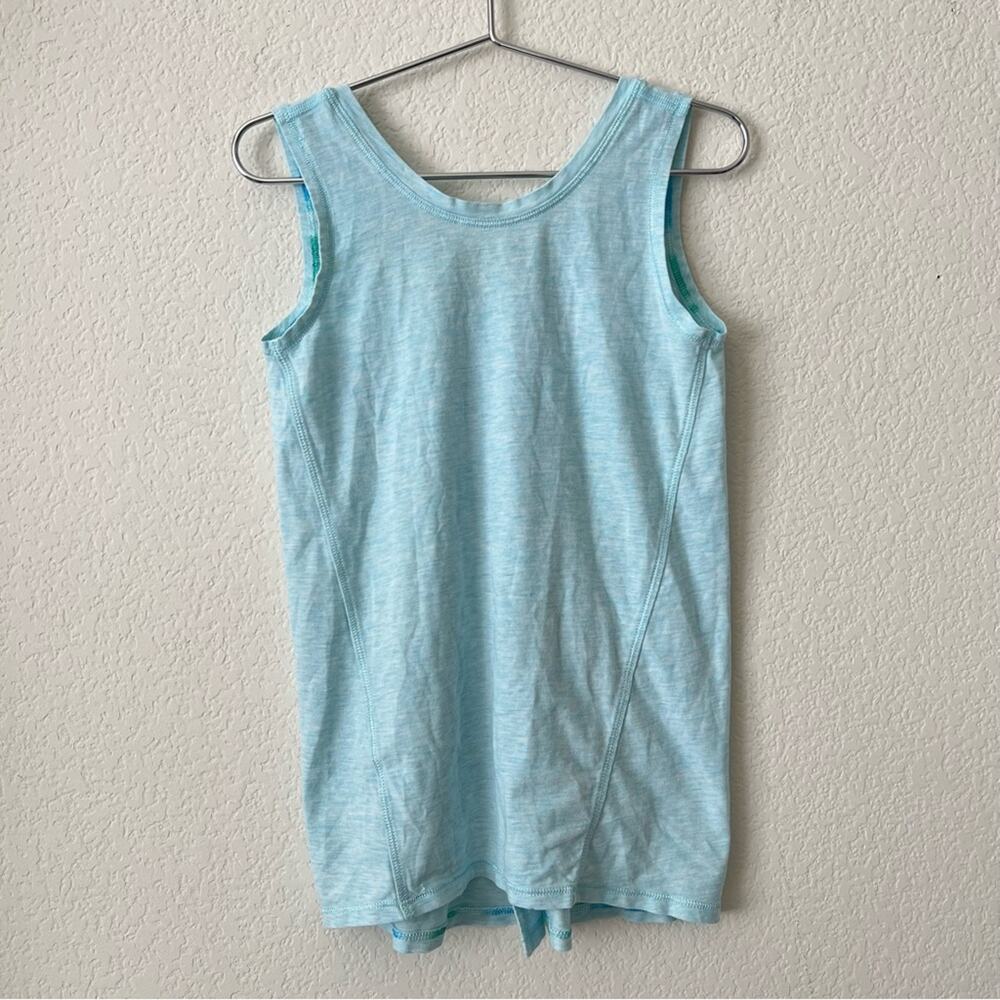 Ivivva aqua blue green perforated flyaway back sleeveless tank top